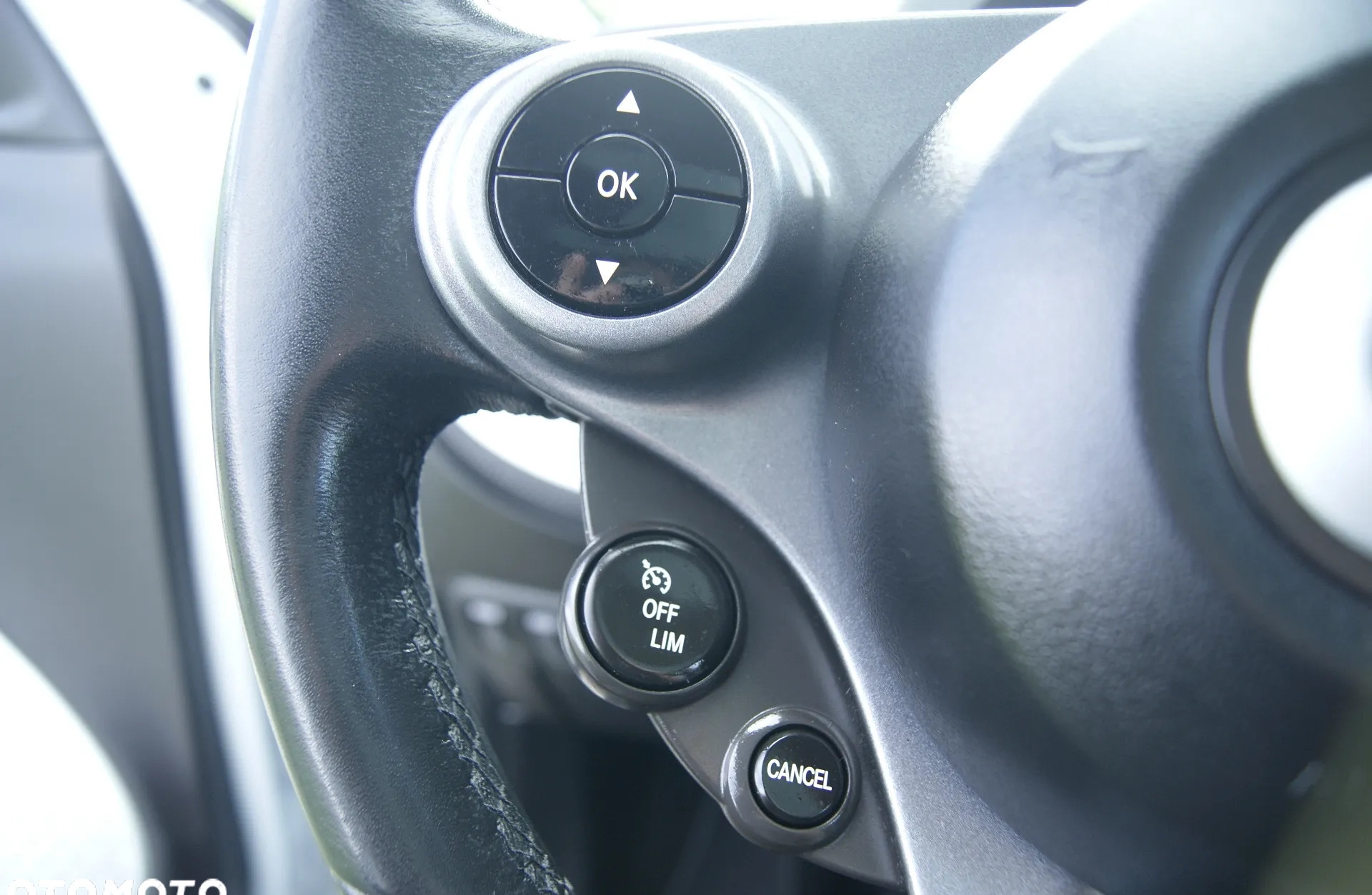 Smart Forfour cena 26000 przebieg: 175950, rok produkcji 2015 z Sierpc małe 191